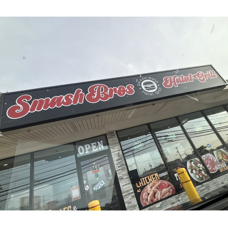 Welcome to Smashbros Halal Grill